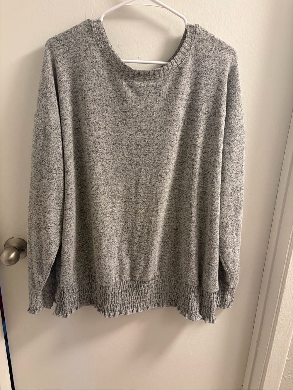 Torrid Heather Gray Scoop Neck Smocked Ruffle Hem Pullover Sweater Size 2 2X